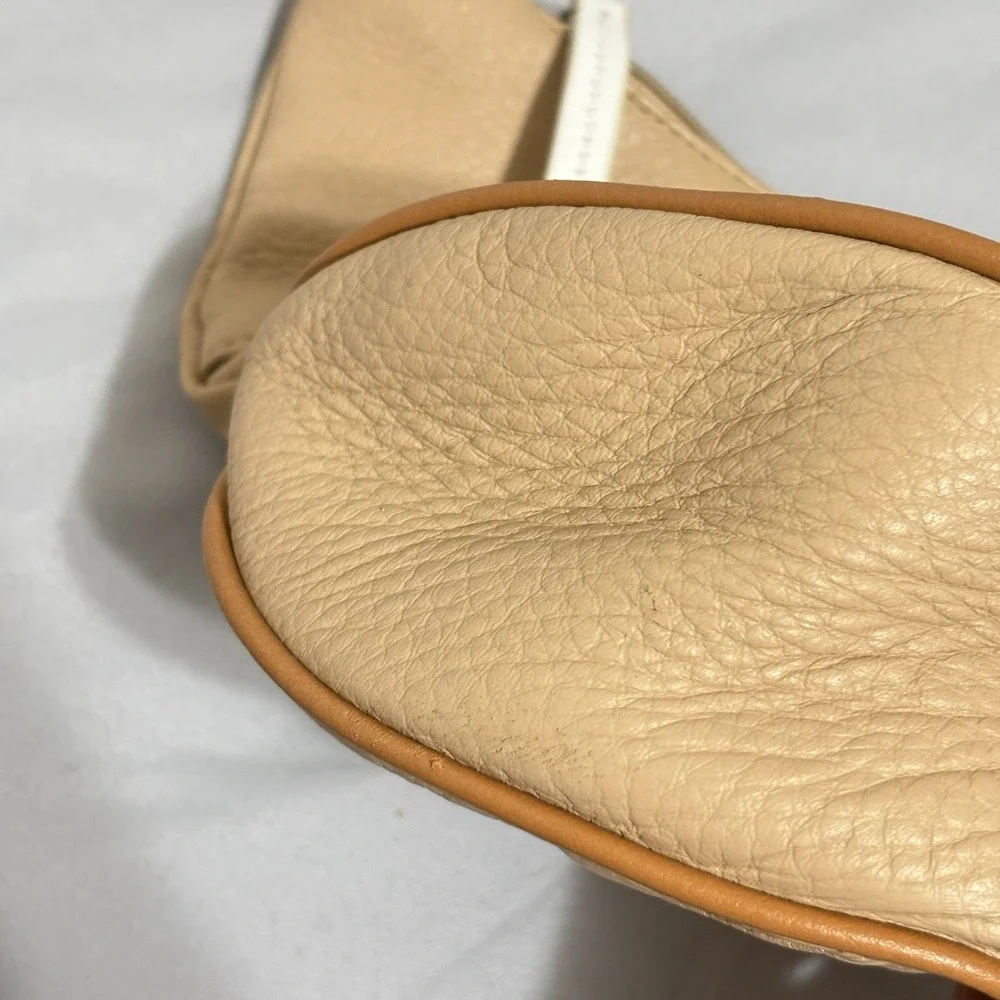 Stone Mountain Genuine Leather Light Tan Hobo Shoulder Bag